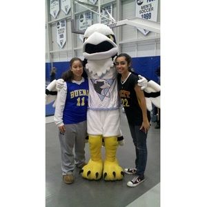 Meet your Posher, Jasmine